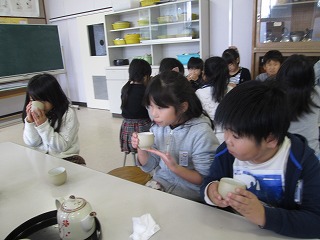 ファイル名: IMG_0766.jpg
ファイルサイズ: 28.3KB IMG_0766