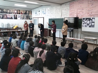 ファイル名: IMG_20150223_094028.jpg
ファイルサイズ: 55.2KB IMG_20150223_094028