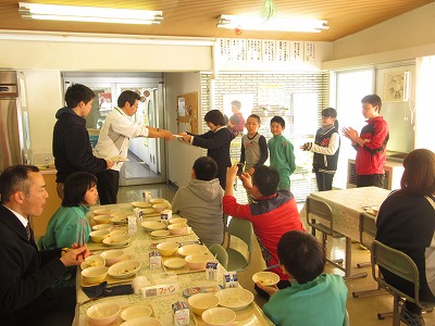 IMG_0332.jpg IMG_0332.jpg