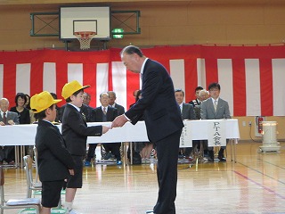 IMG_10.jpg IMG_10.jpg