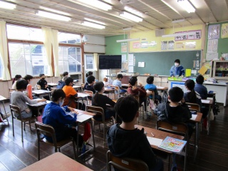 IMG_5035.jpg IMG_5035.jpg