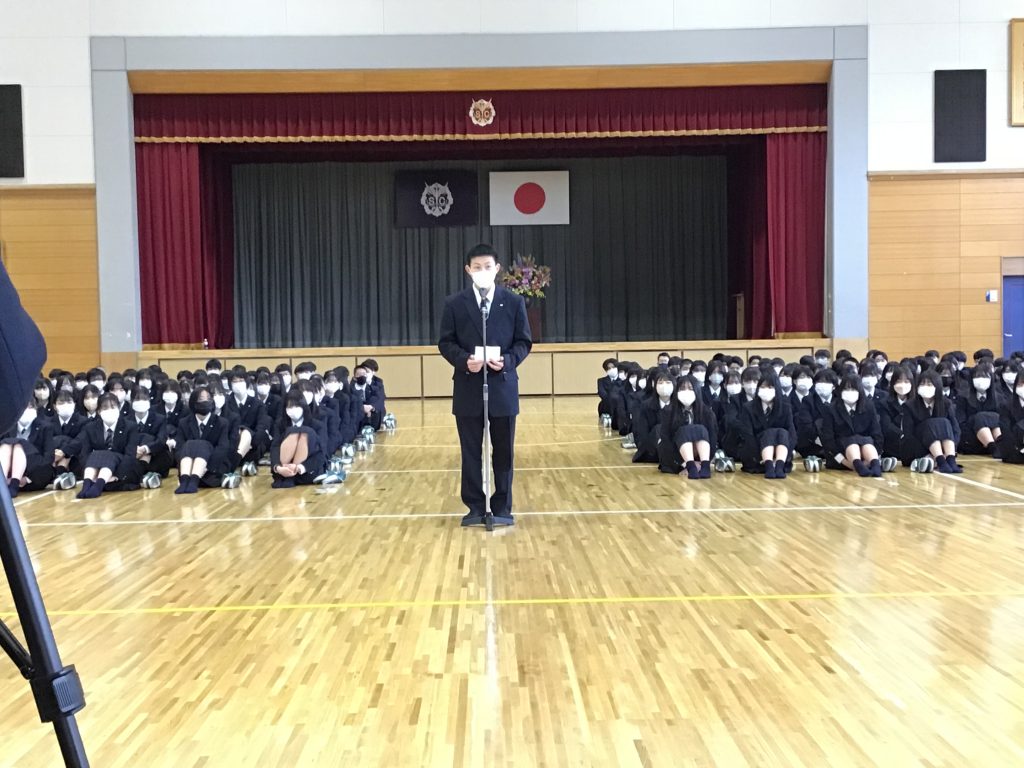 対面式 学校法人 聖パウロ学園