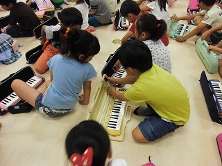 047.jpg 047.jpg