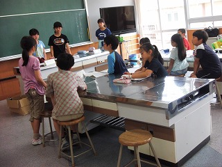 005.jpg 005.jpg