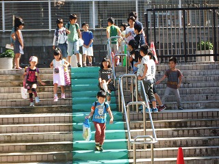 003.jpg