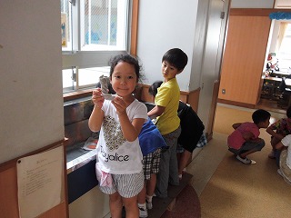045.jpg 045.jpg