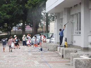 010.jpg