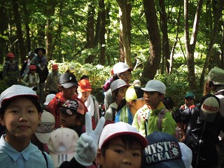 002.jpg