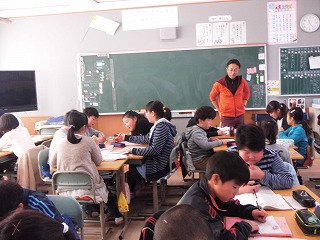 052.jpg 052.jpg