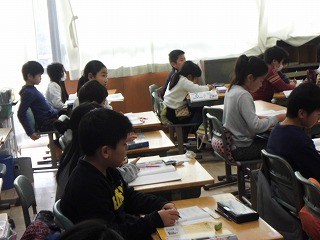 044.jpg 044.jpg
