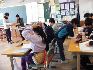 051.jpg